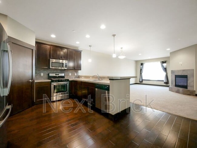 Photo - 3911 NE 3rd Pl