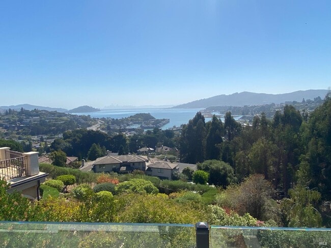 Photo - 67 Via Los Altos