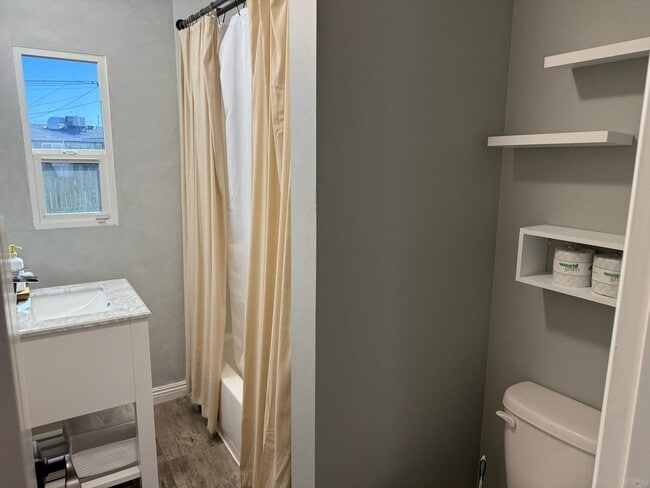 Photo - 1040 Canosa Ave