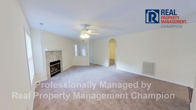 Photo - First Floor Condo with Spacious Floorplan Unit 102