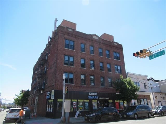 Photo - 368 Broadway Unit 33