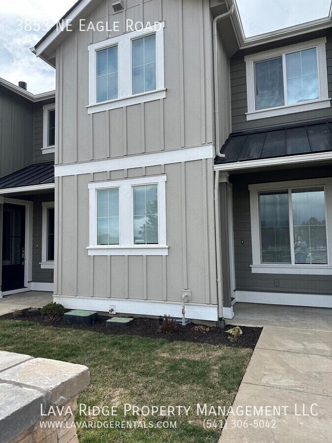 Photo - 3853 NE Eagle Rd