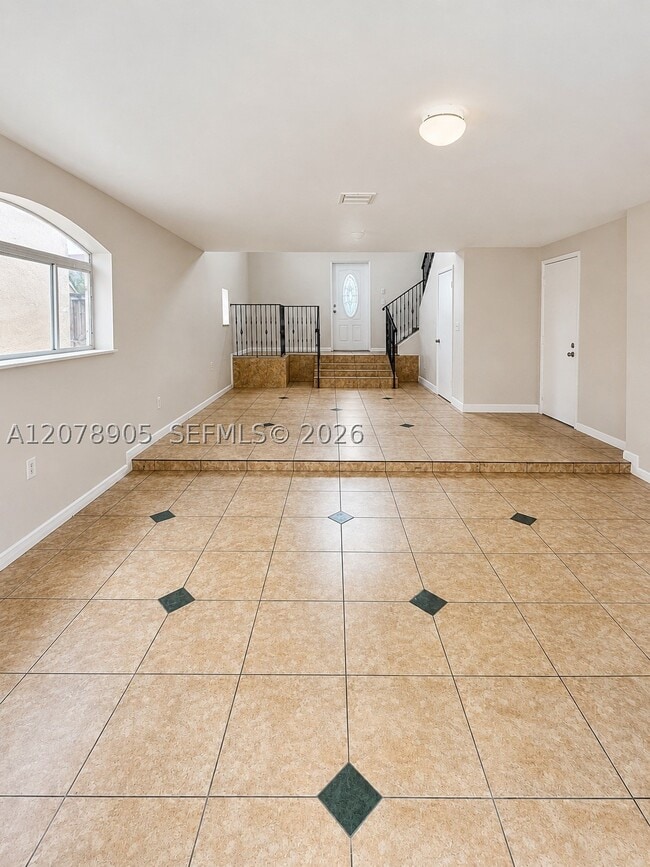 11981 SW 271st Terrace