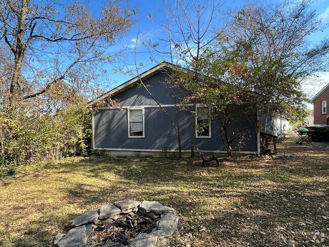 Building Photo - The Nations of West Nashville! Rental