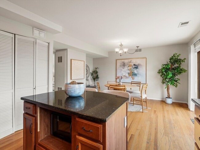 Photo - 9264 Mansfield Ave