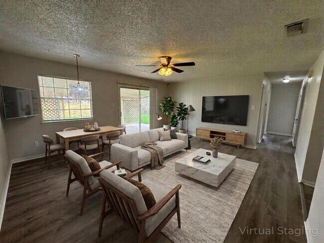 Photo - 1402 Hammond Dr