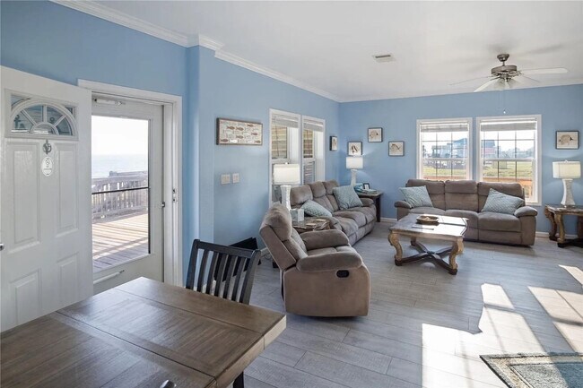 Photo - 975 Dolly St Unit ID1364178P