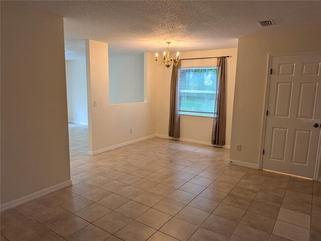 Photo - 4522 Winding River Way