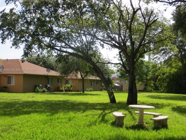 Building Photo - 2522 NE 184th Terrace Unit 2522