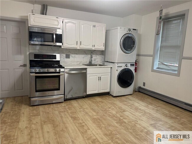 64 Whitehead Ave Unidad 3