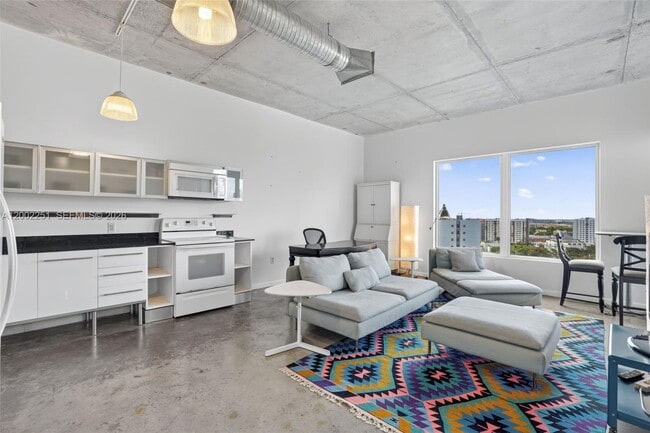 Photo - 10 SW South River Dr Unit 1410