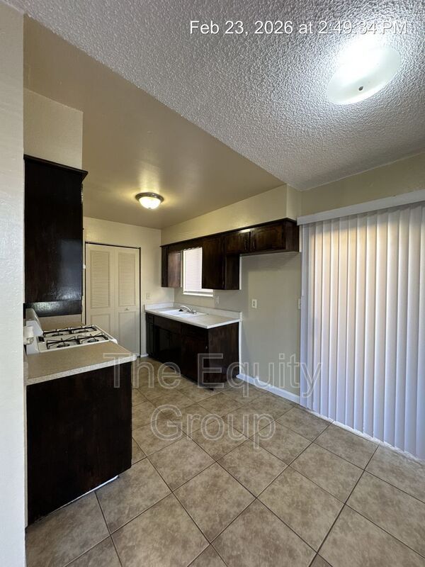 Photo - 819 N Floral St