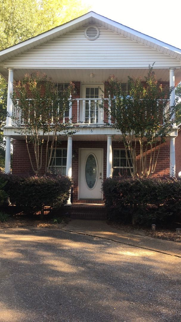 Photo - Grecian Gardens