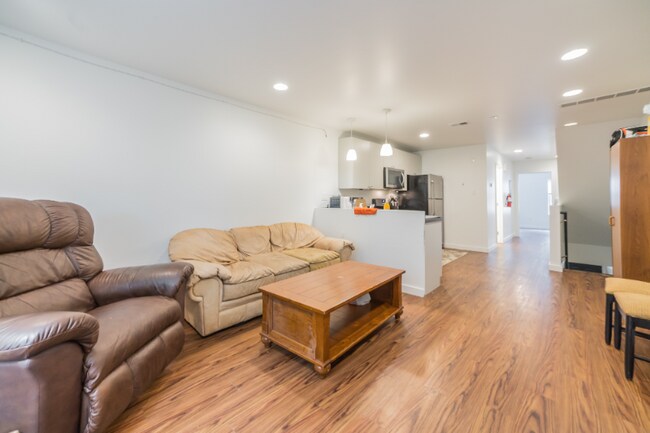 Photo - 1748 N Sydenham St Unit A