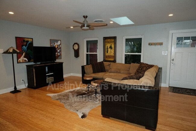 Photo - 1517 Weyford Dr