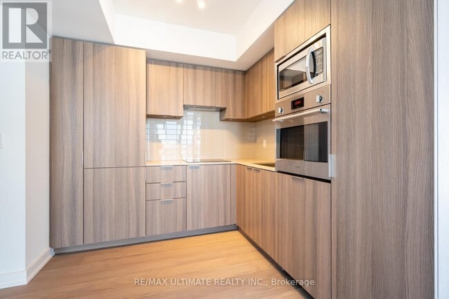 Photo - 11 Wellesley St W Unité 3405