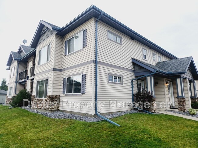 Photo - 2565 Hanna Crescent NW