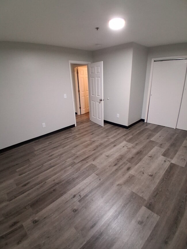 Photo - 204 Grand Ave Unidad 15