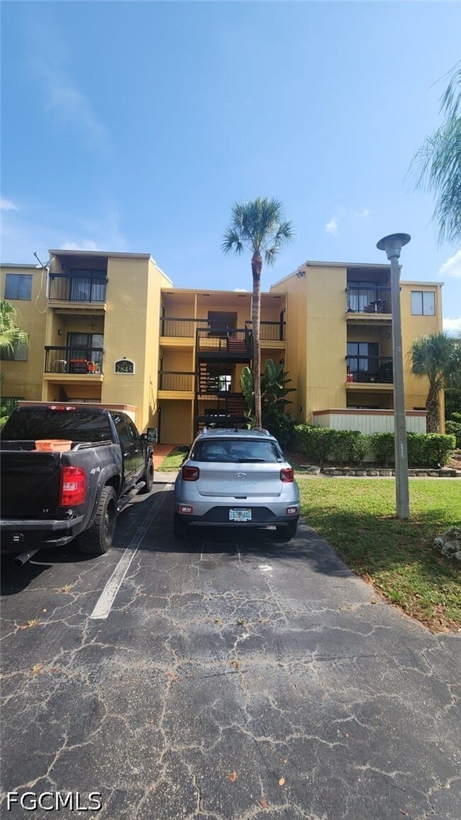 Photo - 2845 Winkler Ave Unit 317