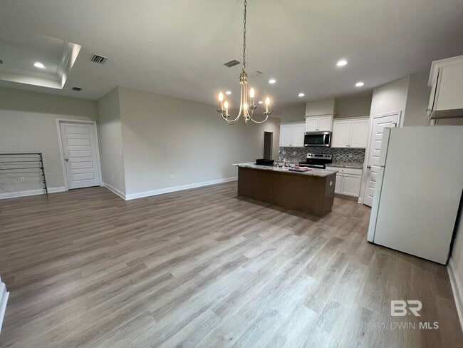 Photo - 15822 Vintage St