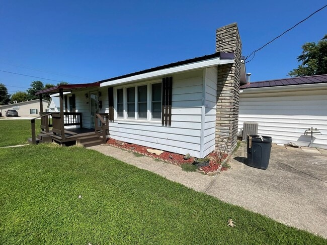 1217 W Centennial Ave