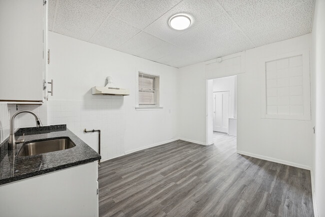 Photo - 2702 S Spaulding Ave Unit 2