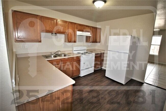 Photo - Spacious 3-Bedroom, 2-Bathroom Unit in Loma Vista- 3205 Hereford, Unit A, Killeen