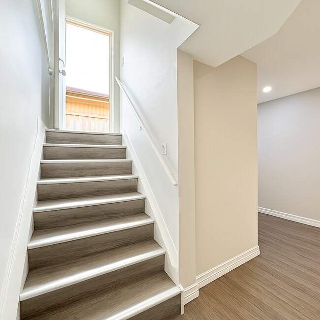 Photo - 115 Marigold St