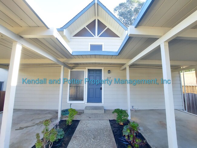 Photo - Spacious 4 Bedroom House In Beautiful Aptos!