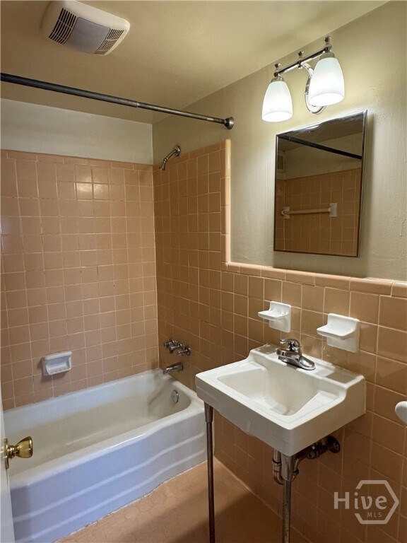 Photo - 210 Westview Dr Unit 1