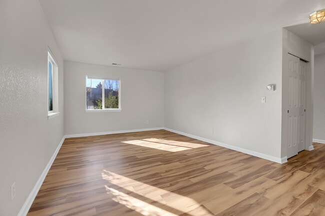 Photo - $2,350.00, 3 Bed, 2 bathroom located in De...