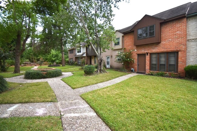 Building Photo - 429 Sunset Dr Rental