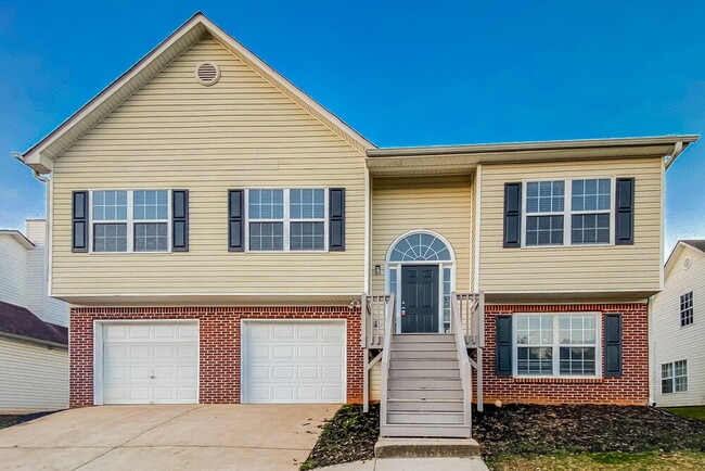 Building Photo - 674 Wynfield Way Rental