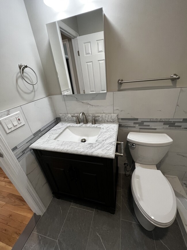 Photo - 130 Morris Ave.