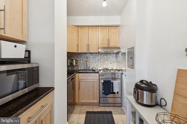 Photo - 2101 Chestnut St Unidad 1216