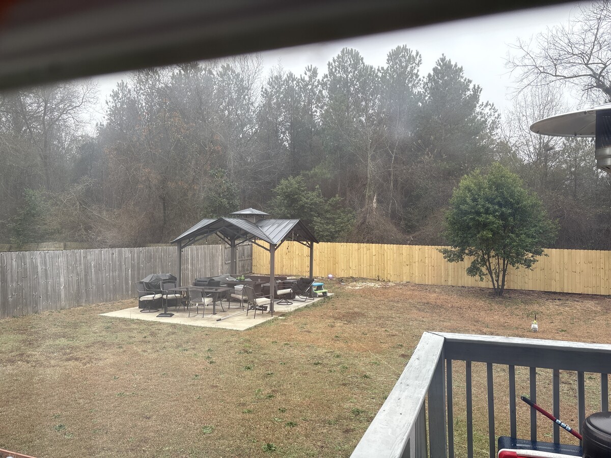 Covered Gazebo w: outdoor furniture - 301 Silver Oaks Dr House