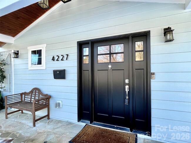 Photo - 4227 Murrayhill Rd