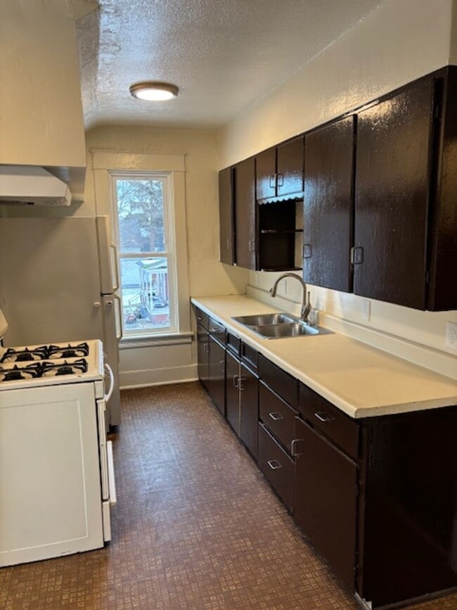 Photo - 1468 Hoyt St Unit 2