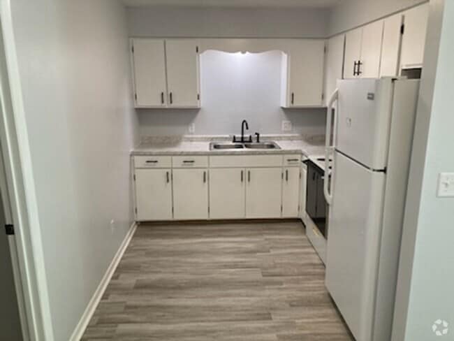 Building Photo - Renovated 1 Bedroom 1 Bathroom in Chipley Fl Rental
