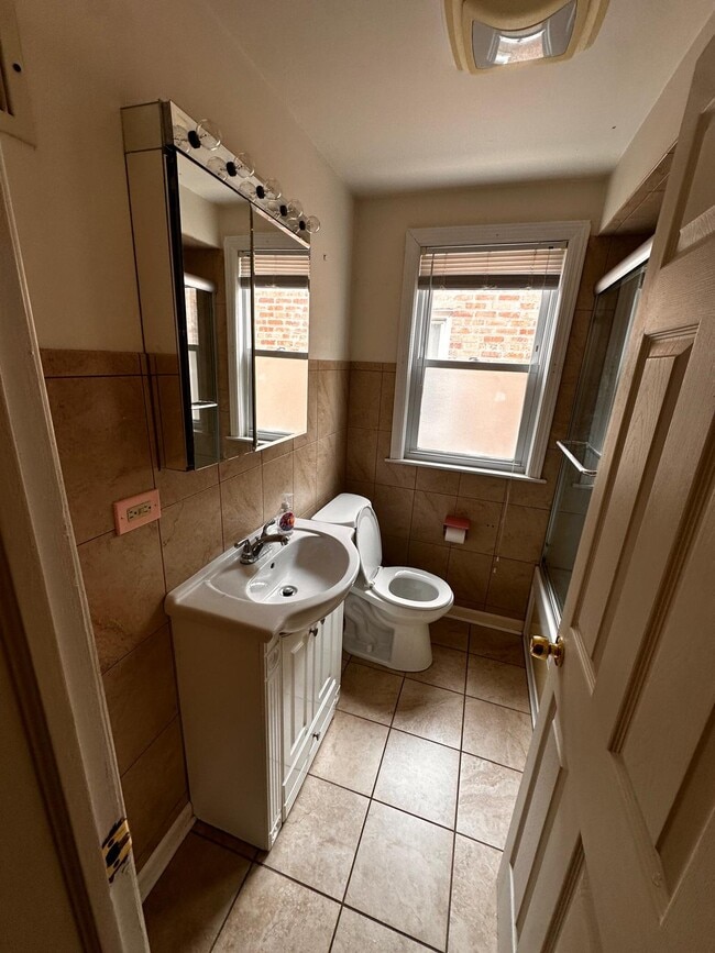 Photo - 5238 N Larned Ave