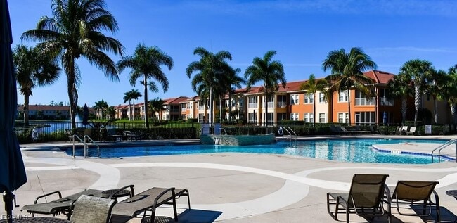 Building Photo - 8880 Via Isola Court