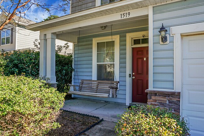 Photo - 1519 Thoroughbred Blvd