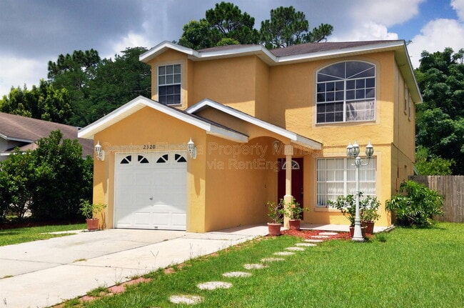 Building Photo - 2320 Justin Ave