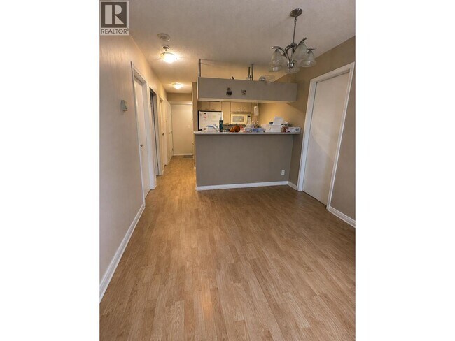 1331 Alberni St