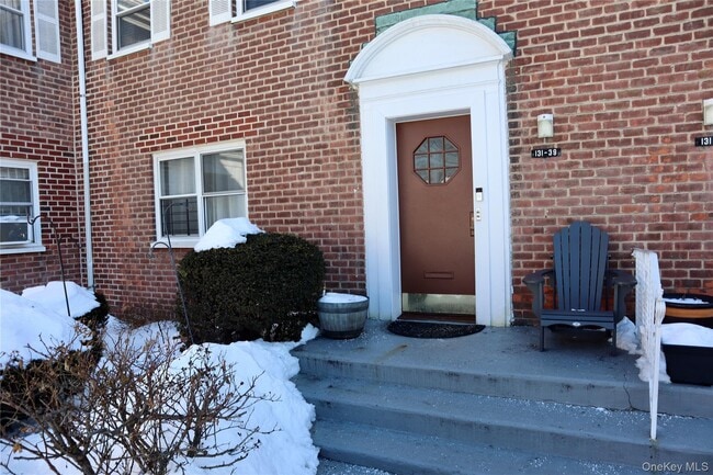 Building Photo - 138-39-139 234th St Unit LL