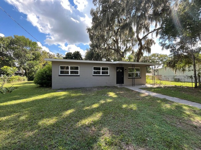 Photo - Charming 3 Bed 1 Bath Plant City!!