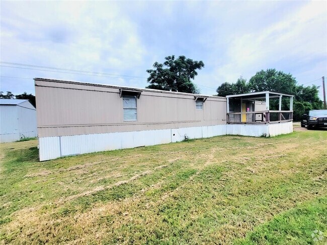 Building Photo - 312 Paddock St Rental