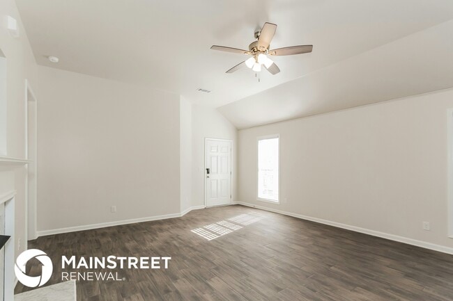 Photo - 269 Village Dr