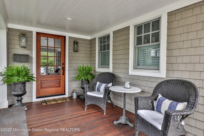 441 Main Ave