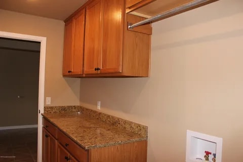 Photo - 5010 Gloster St